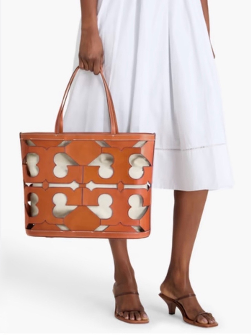 TORY BURCH 
Ella Leather Cutout Logo Tote